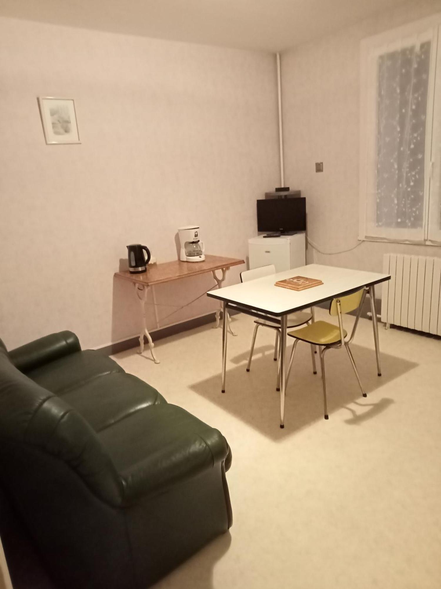 Hotel Restaurant De La Gare 라로슈포세이 외부 사진